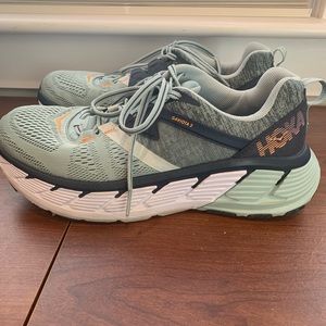 Size 10 Gaviota 2 Hoka